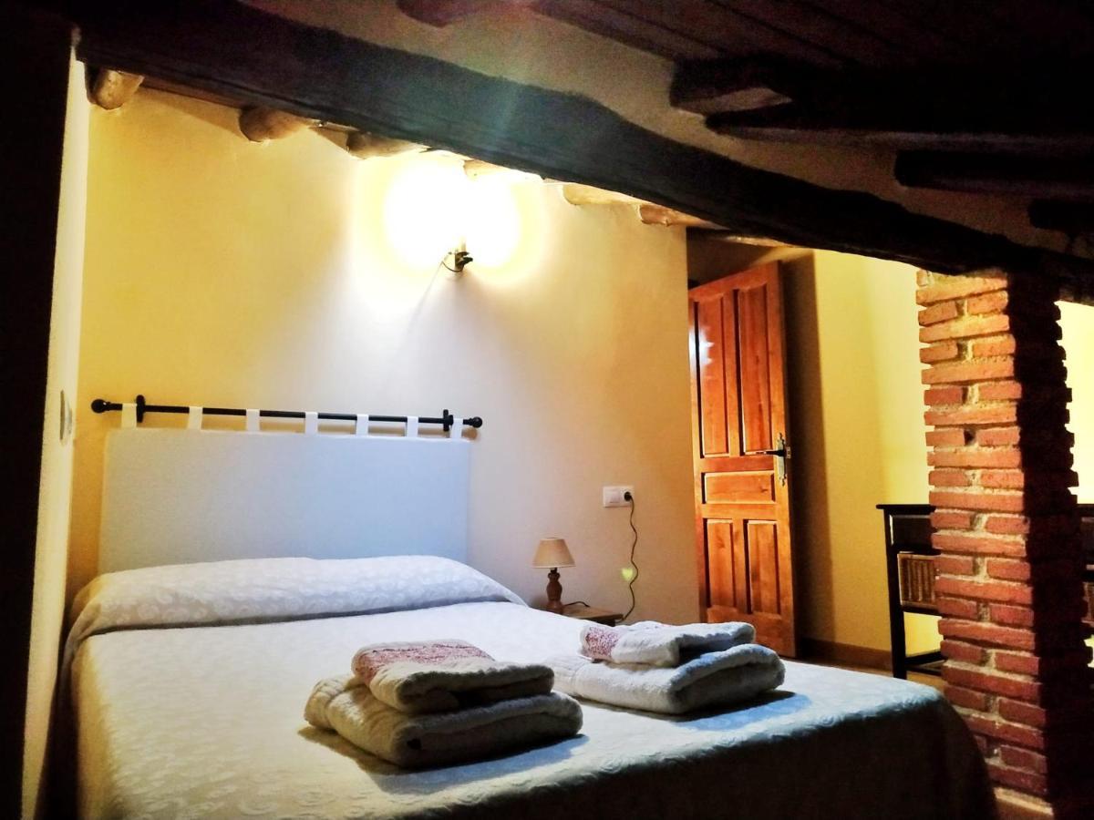 Casa Rural La Villa 米兰达德尔卡斯塔尼亚尔 外观 照片